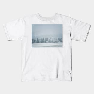 Winter snowfall landscape Kids T-Shirt